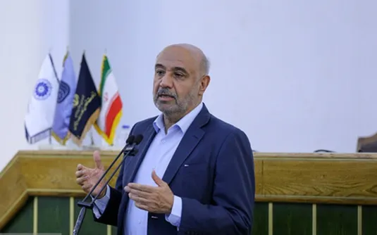 تمرکززدایی و ائتلاف&zwnj;های گسترده، شرط اصلی عبور از بحران&zwnj;های اقتصادی و اجتماعی است