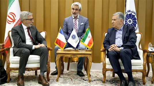توسعه همکاری&zwnj;های ایران و فرانسه در حوزه&zwnj;های غیرتحریمی نظیر کشاورزی، آب و دارو