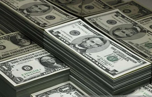 فروش دلار با کارت ملی با قیمت نزدیک بازار آزاد