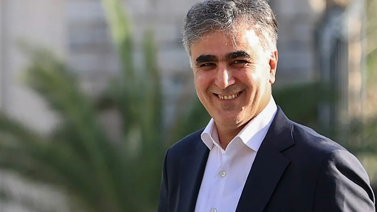 برخورد فرزین با پلتفرم‌های آنلاین مبنای قانونی ندارد