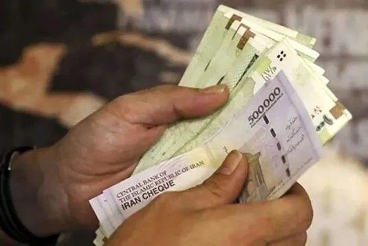 افزایش ۲۰ درصدی حقوق کارمندان قطعی نیست؛ احتمال رشدحقوق&zwnj;ها در میانه ۱۴۰۵