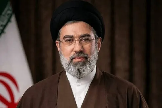 آیت الله سید مجتبی خامنه&zwnj;ای:ایرانیان پاسدار فناوری هسته&zwnj;ای و موشکی&zwnj;اند