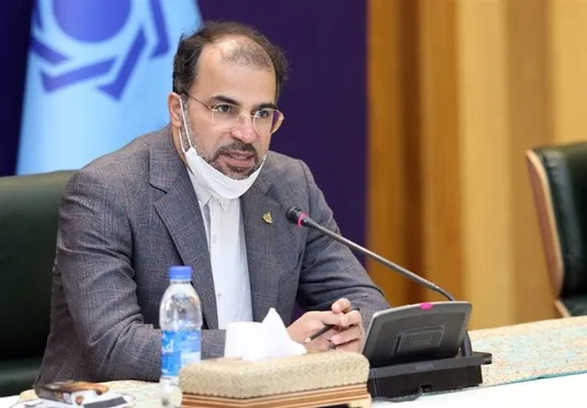 لغو مجوز بانک آینده ۴۲ درصد از اضافه&zwnj;برداشت شبکه بانکی را رفع کرد