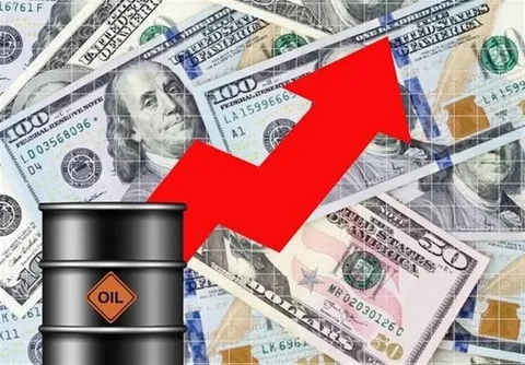 قیمت جهانی نفت امروز ۱۴۰۴/۱۲/۸ |برنت ۷۰ دلار و ۸۳ سنت شد