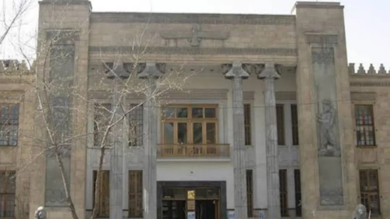 بانک ملی 