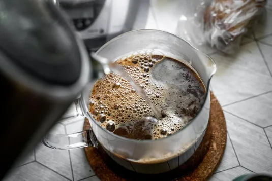 معجزه آب قهوه برای مو