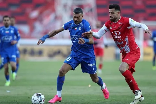 ۲ ستاره استقلال و پرسپولیس در آستانه از دست دادن داربی