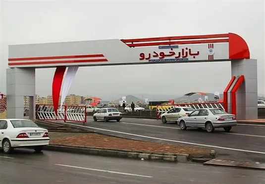 دلار رکورد زد، بازار خودرو متوقف شد