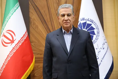 امضای تفاهم‌نامه ۵ جانبه برای بهبود فضای کسب‌وکار / گره‌های اقتصاد با فعالیت یک‌تنه باز نمی‌شود